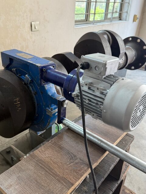 Electric Motor System for On-Site Repair Services